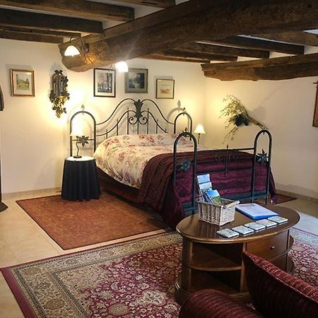 La Ferme Studio Apartments Conde-sur-Noireau Bagian luar foto