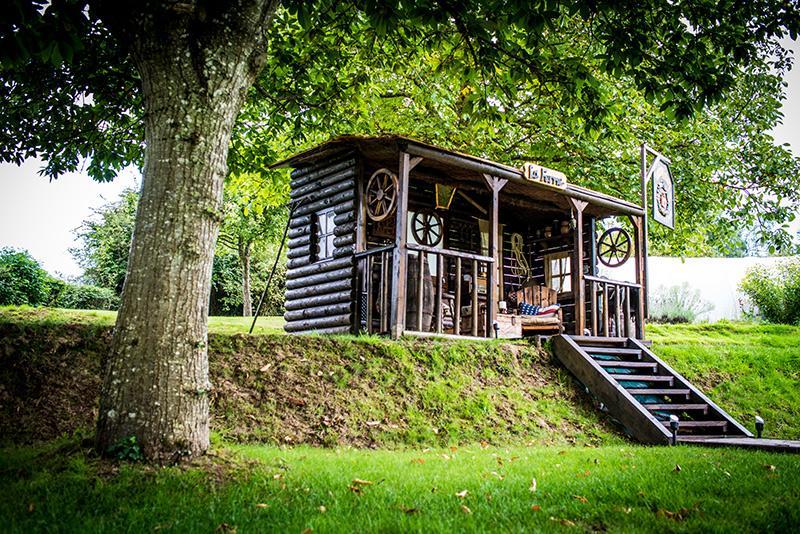 La Ferme Studio Apartments Conde-sur-Noireau Bagian luar foto